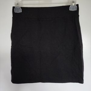 ReVamped Black stretchy skirt